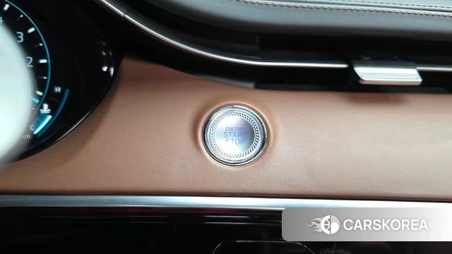 Genesis GV70 id 4784874 из Кореи 20