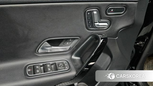Mercedes-Benz A-Class W177 id 4647395 из Кореи 20
