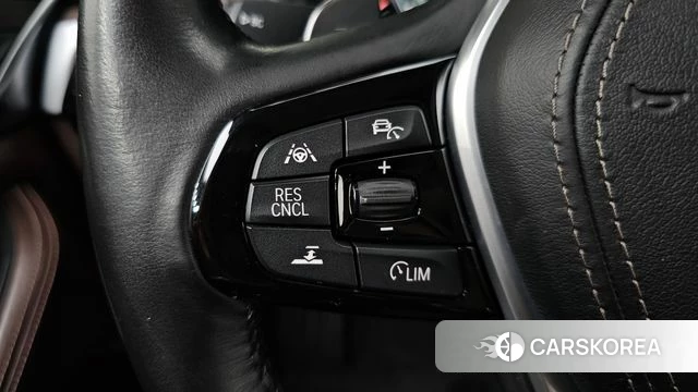 BMW 5 Series (G30) id 4658389 из Кореи 20