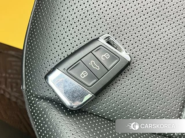 Volkswagen Passat id 4275897 из Китая 20
