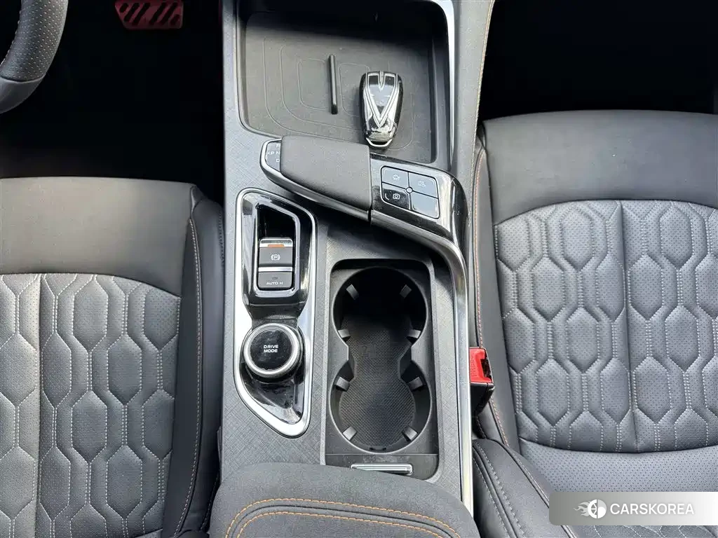 Chang'an Changan UNI-T id 4538961 из Китая 20