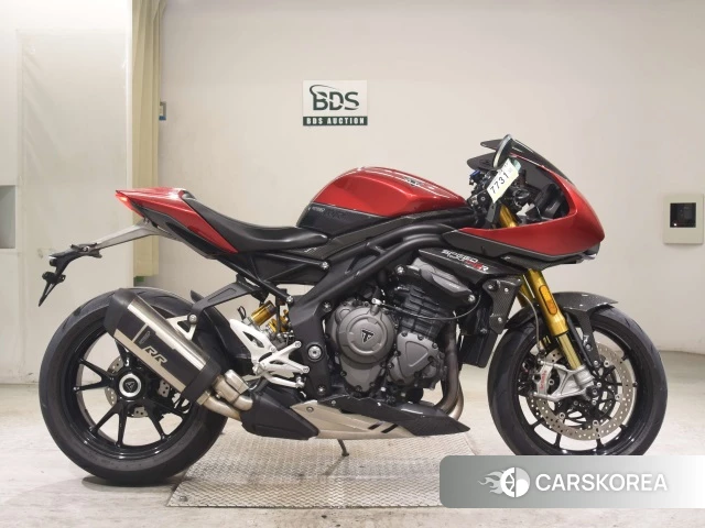 Triumph SPEED TRIPLE 1200 RR id 3946664 из Японии 20