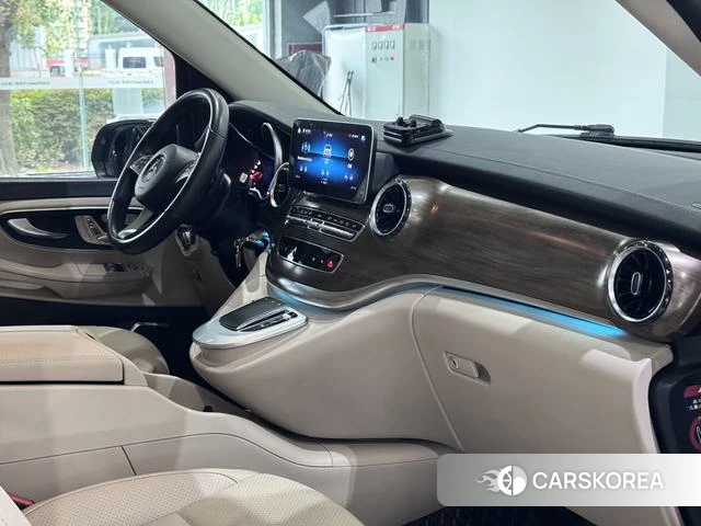Mercedes-Benz V-class id 4333389 из Китая 20