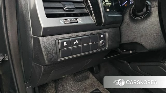 Ssangyong The New Rexton Sports Cannes id 4779719 из Кореи 20