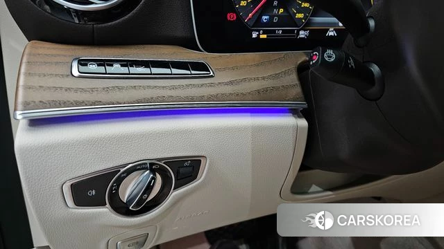 Mercedes-Benz E-Class W213 id 4780406 из Кореи 20