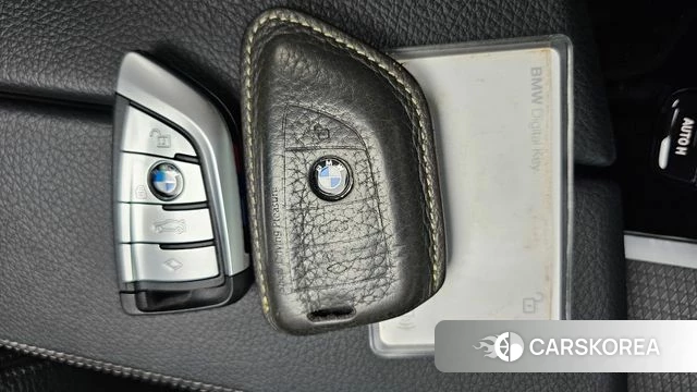 BMW 5 Series (G30) id 4408641 из Кореи 20