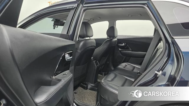 Kia Niro id 4713324 из Кореи 20