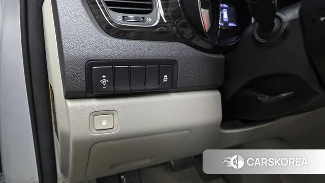 Kia The New Carnival id 4662649 из Кореи 20