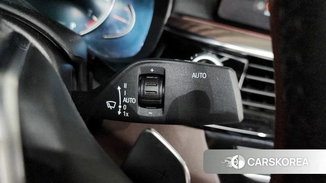 BMW 5 Series (G30) id 4465491 из Кореи 20
