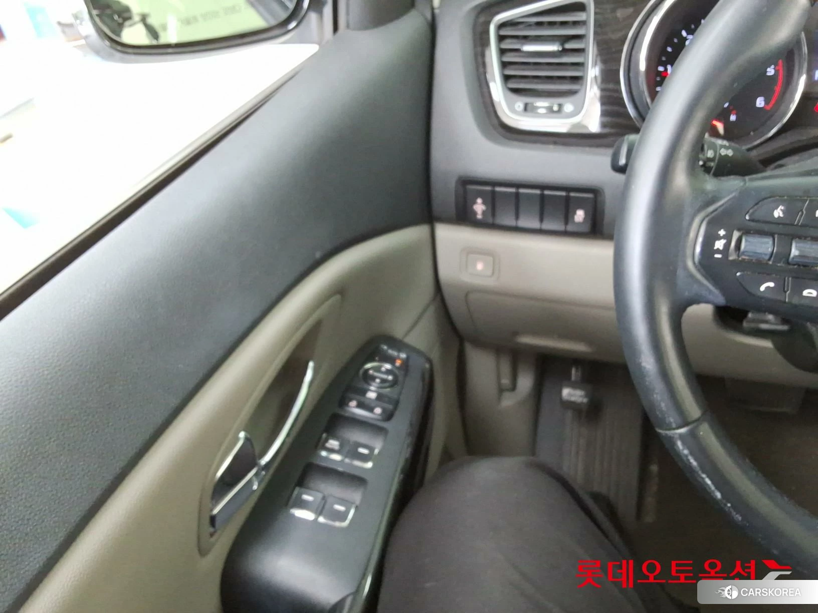 Kia Carnival id 4504352 из Кореи 20