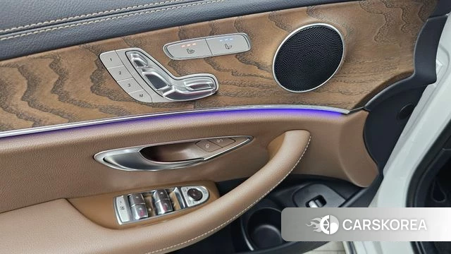 Mercedes-Benz E-Class W213 id 4293860 из Кореи 20