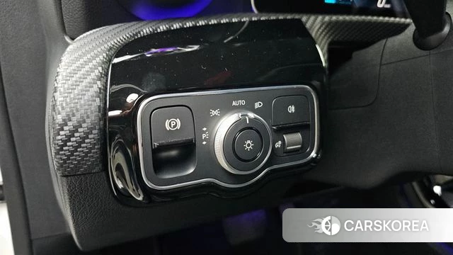 Mercedes-Benz A-Class W177 id 4632408 из Кореи 20