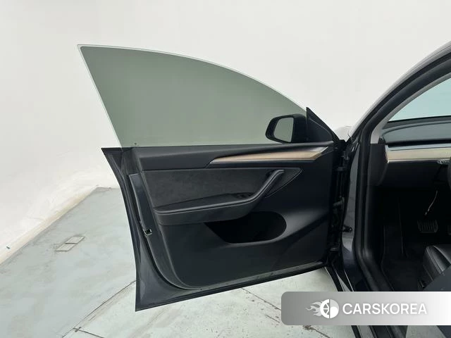 Tesla Model Y id 4253308 из Китая 20