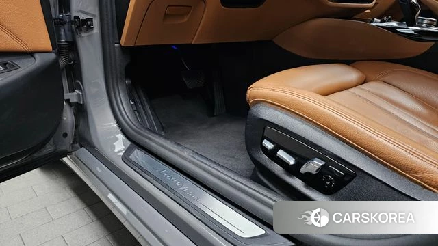 BMW 5 Series (G30) id 4707926 из Кореи 20