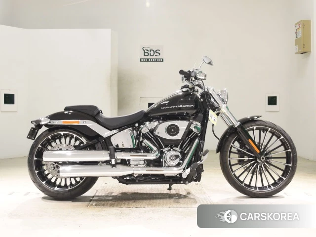 Harley-Davidson Softail Breakout FXBR 1920 id 3945725 из Японии 20