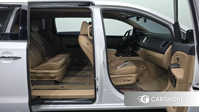 Kia The New Carnival id 4776117 из Кореи 20