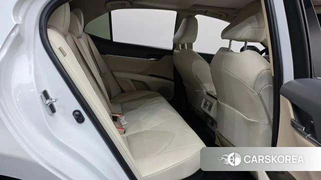 Toyota Camry (XV70) id 4744375 из Кореи 20