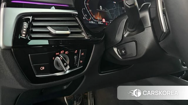 BMW 5 Series (G30) id 4186588 из Кореи 20