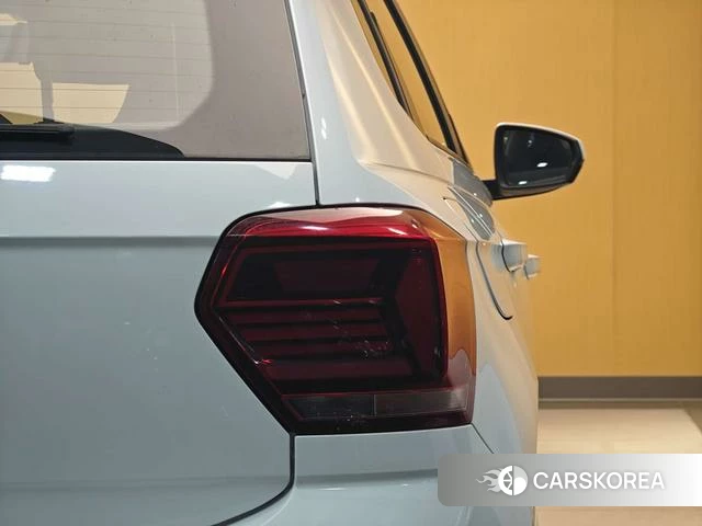 Volkswagen Polo id 4365697 из Китая 20