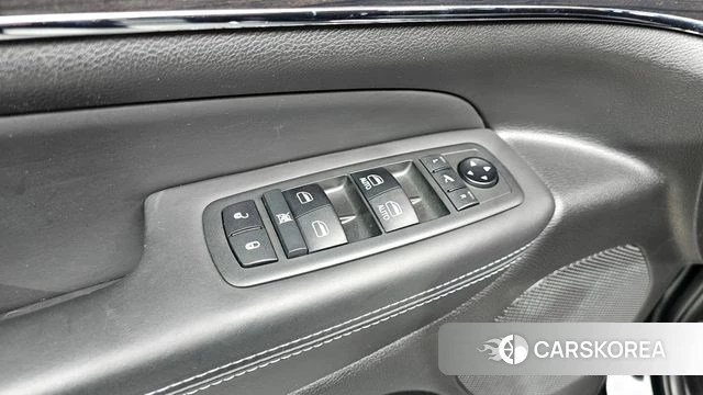 Jeep Grand Cherokee id 4417043 из Кореи 20