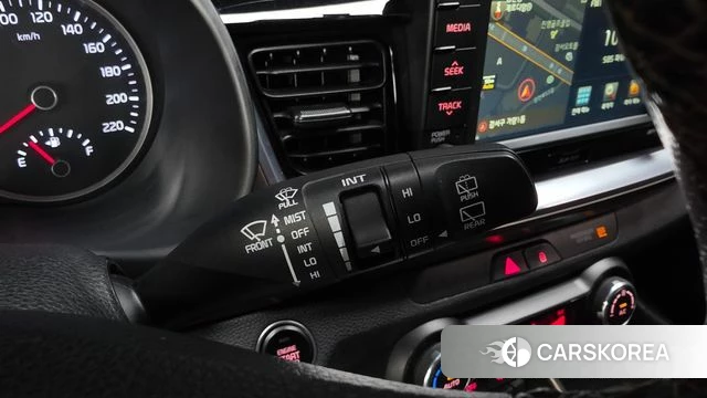 Kia Stonic id 4678045 из Кореи 20