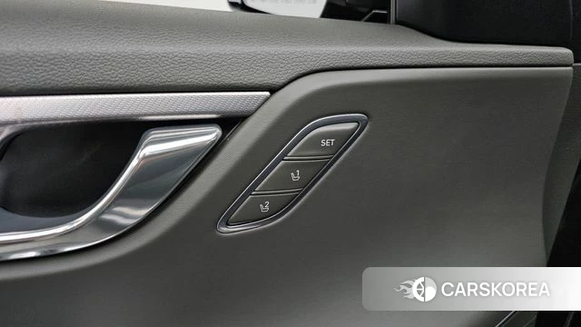 Hyundai The New Grandeur IG Hybrid id 4416000 из Кореи 20