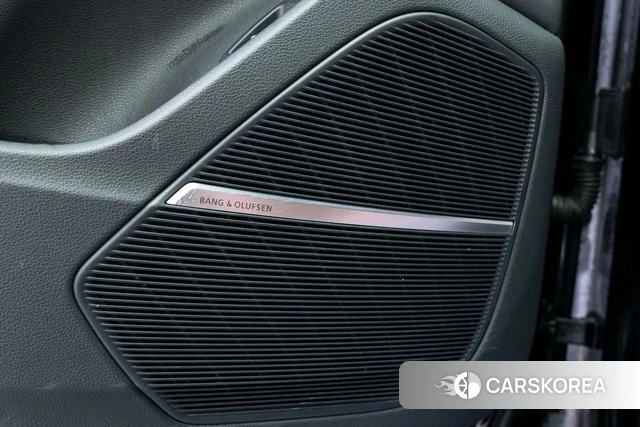 Audi Q7 id 4329004 из Китая 20
