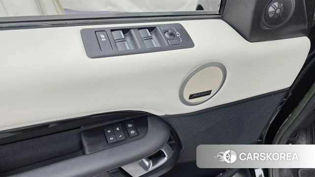 Land Rover Discovery 5 id 4763366 из Кореи 20