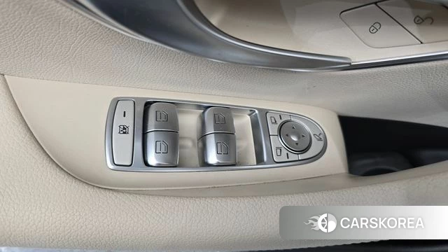Mercedes-Benz E-Class W213 id 4469172 из Кореи 20