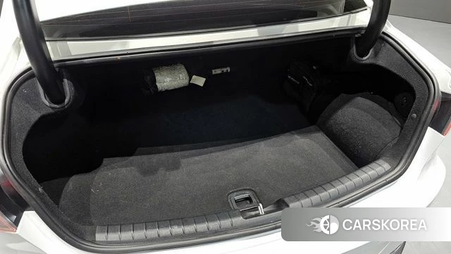 Hyundai The New Grandeur IG Hybrid id 4294347 из Кореи 20