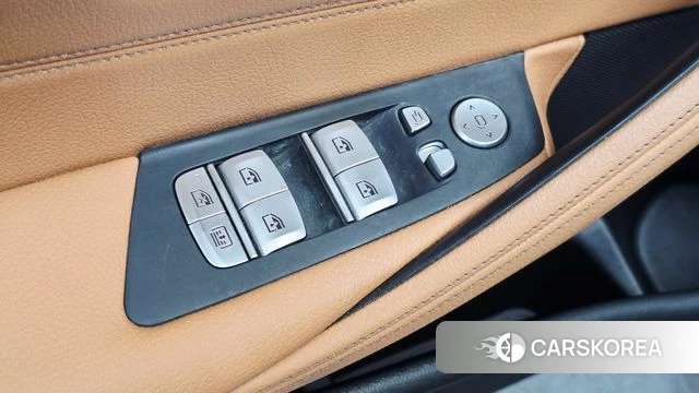 BMW 5 Series (G30) id 4636703 из Кореи 20