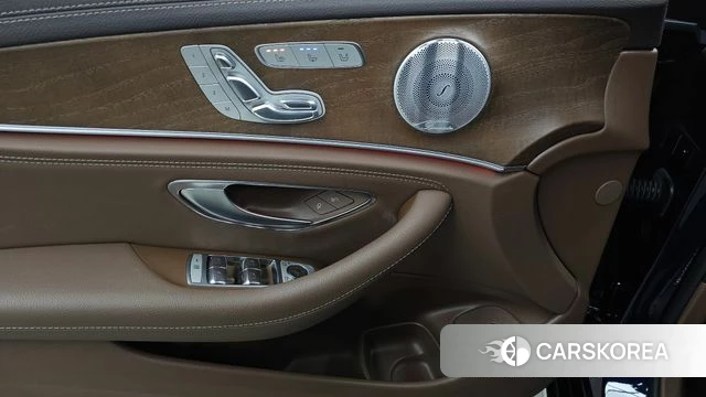 Mercedes-Benz E-Class W213 id 4482892 из Кореи 20