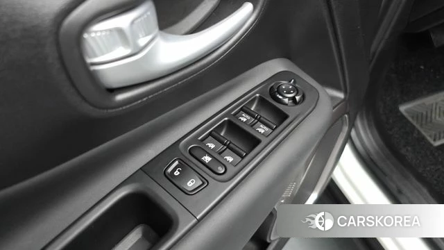 Jeep Renegade id 4665397 из Кореи 19