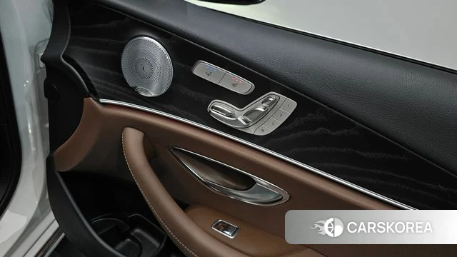Mercedes-Benz E-Class W213 id 4605332 из Кореи 20