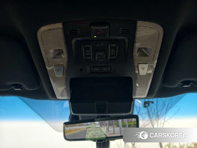 Toyota Elfa id 4272189 из Китая 20