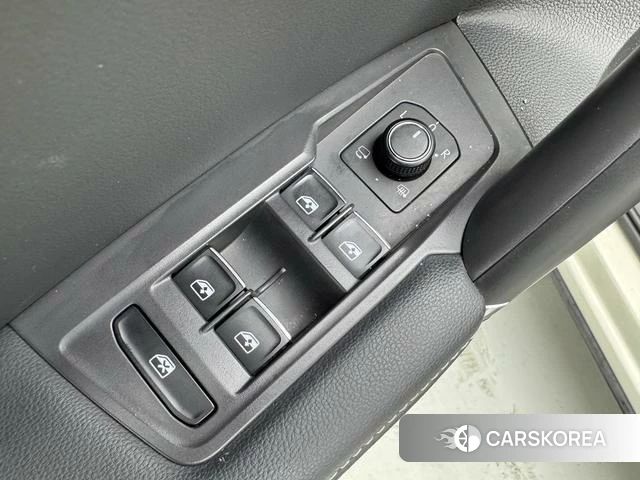 Volkswagen Tiguan L id 4300748 из Китая 20
