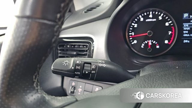 Kia Stonic id 4899935 из Кореи 20