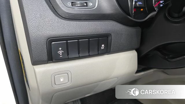 Kia The New Carnival id 4610219 из Кореи 20