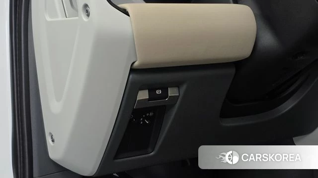 Land Rover Defender (L663) id 4624898 из Кореи 20