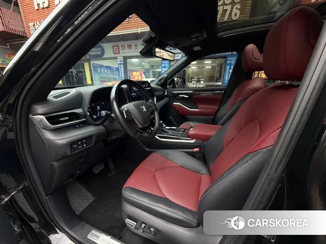 Toyota Crown Lufang id 4220850 из Китая 20