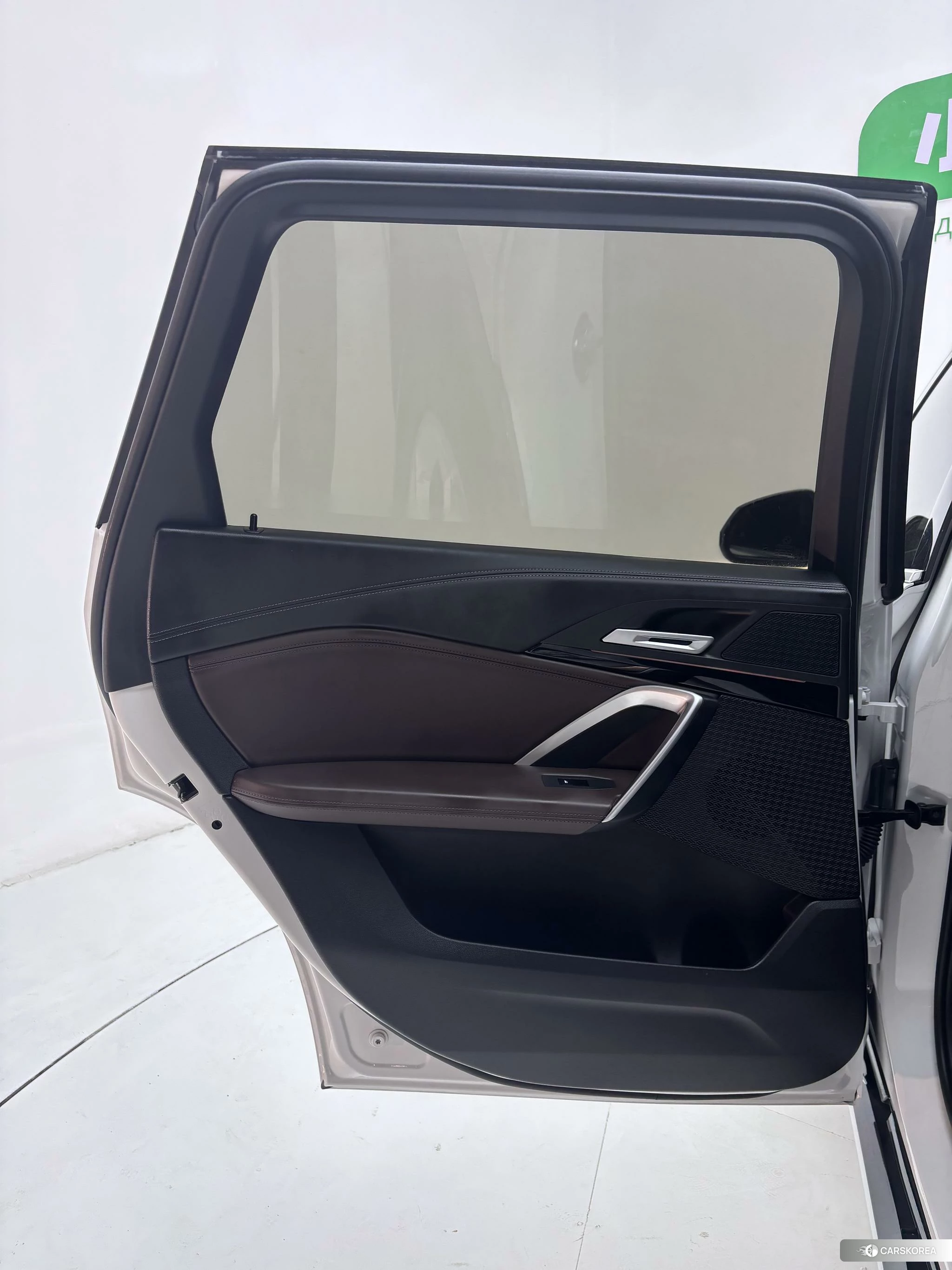 BMW X1 id 4486301 из Китая 20