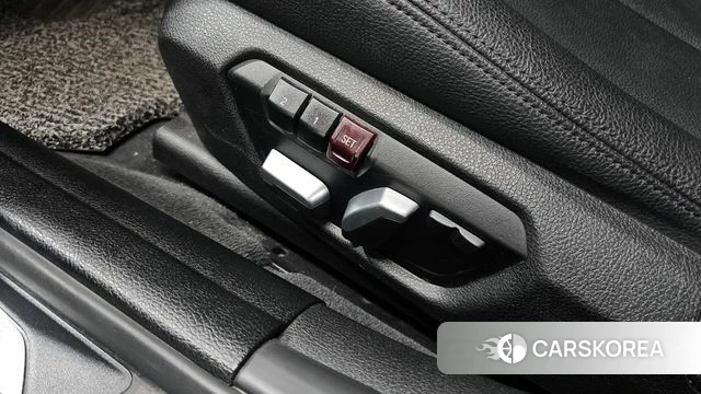 BMW 3 Series (F30) id 4339851 из Кореи 20