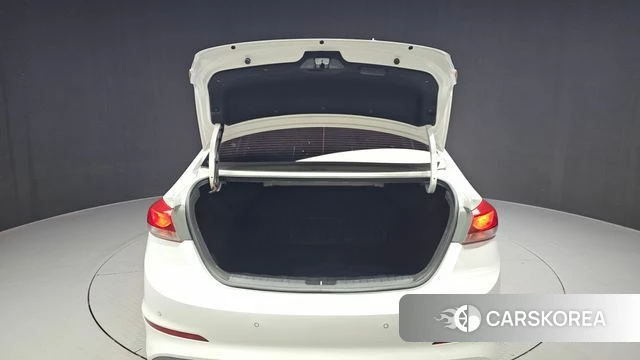Hyundai Avante AD id 4626527 из Кореи 20