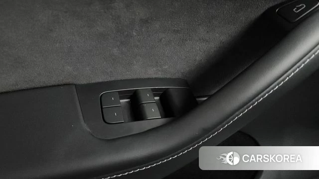 Tesla Model Y id 4623196 из Кореи 20