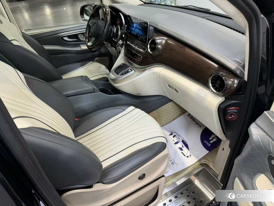Mercedes-Benz V-class id 4440987 из Китая 20