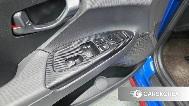 Hyundai Veloster (JS) id 4416804 из Кореи 20