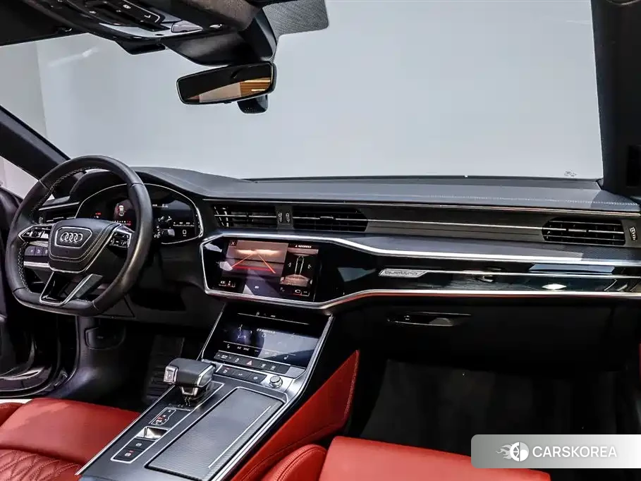 Audi A7L id 4570596 из Китая 20