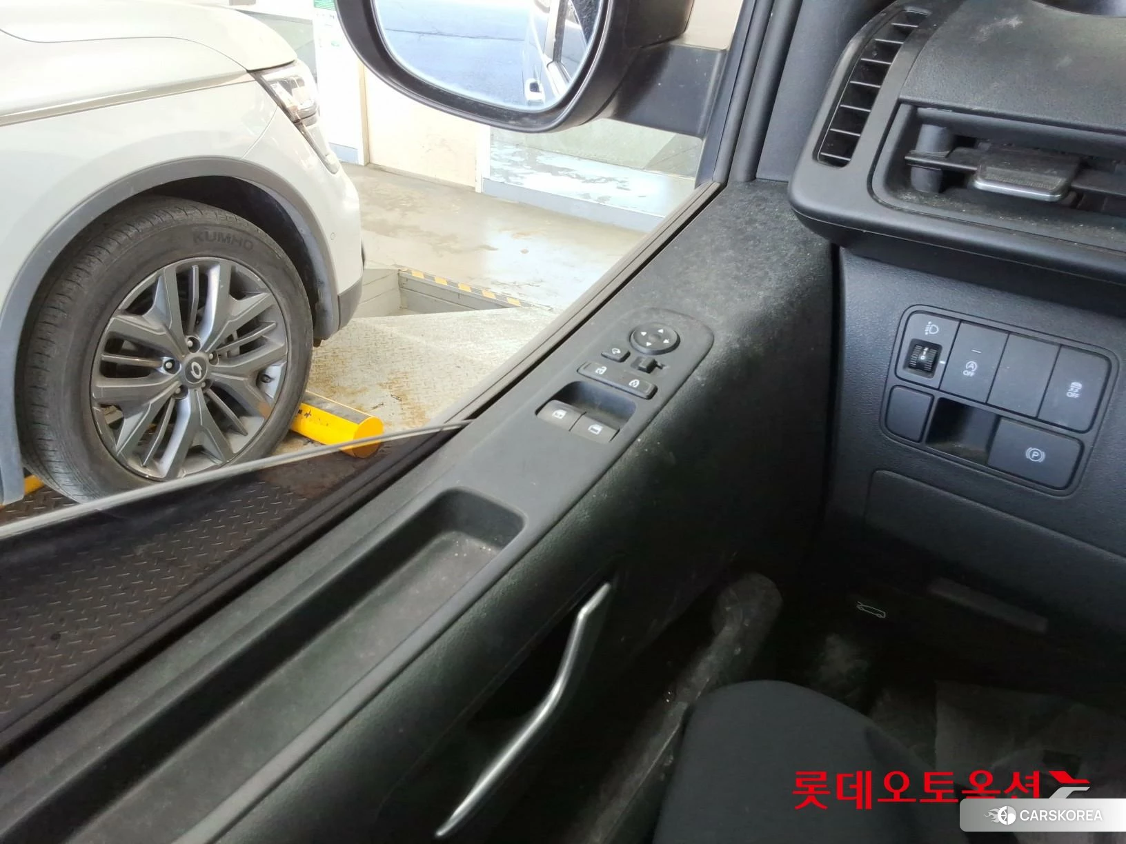 Hyundai Staria id 4296745 из Кореи 20