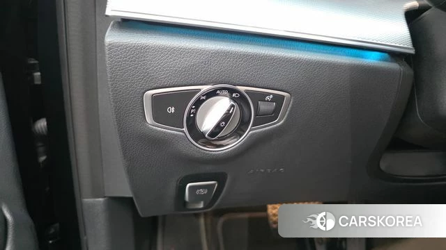 Mercedes-Benz E-Class W213 id 4717542 из Кореи 20