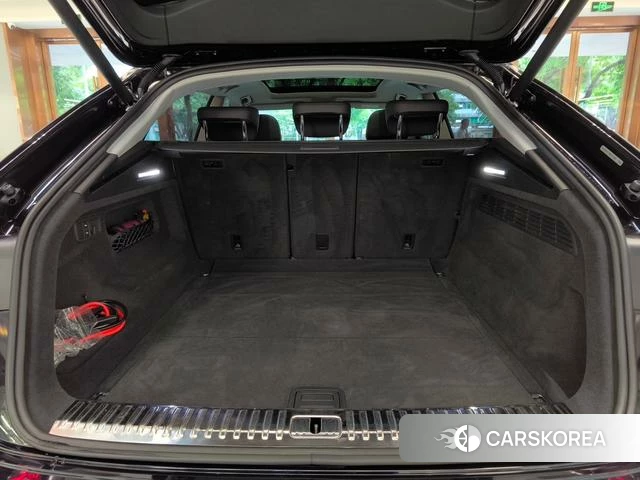 Audi Q8 id 4359340 из Китая 20